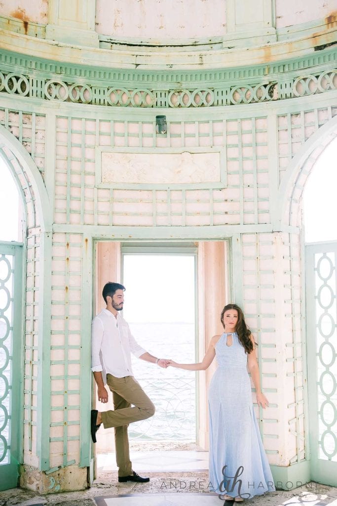 romantic photoshoot at Vizcaya, Miami