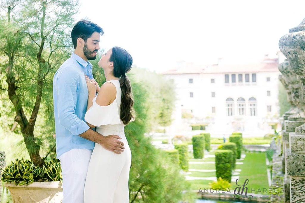 couples embracing at Vizcaya, Miami