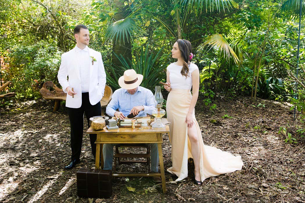 cuban cigar roller at wedding