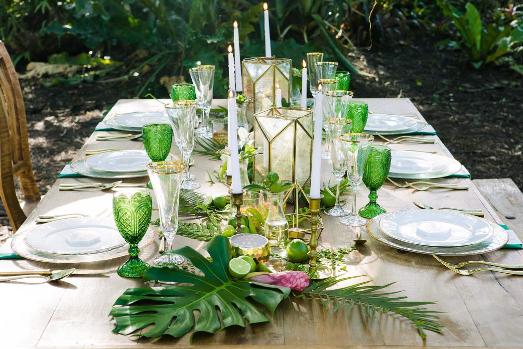 modern wedding table settings