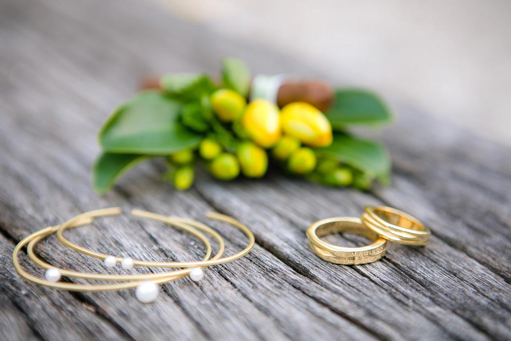 modern wedding jewelry