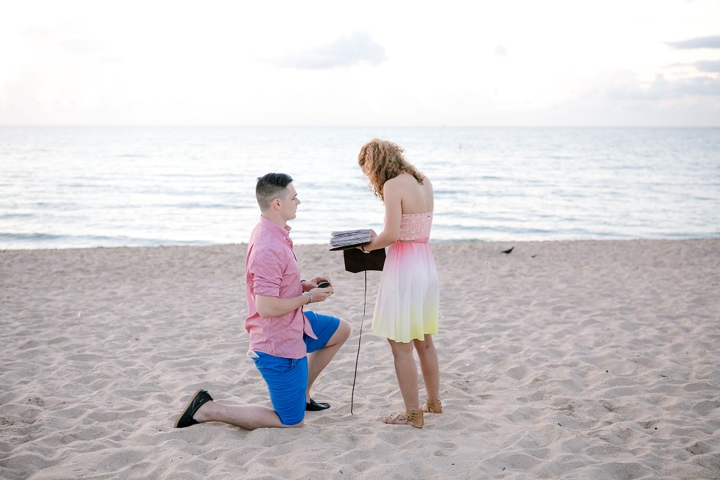 beach proposal photoshoot