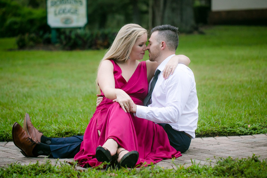 fort lauderdale engagement session in a park | andrea harborne photography