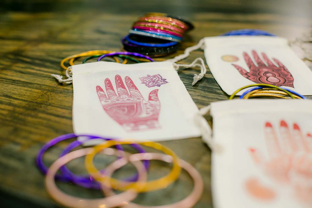 traditional indian wedding favors | indian wedding bangles