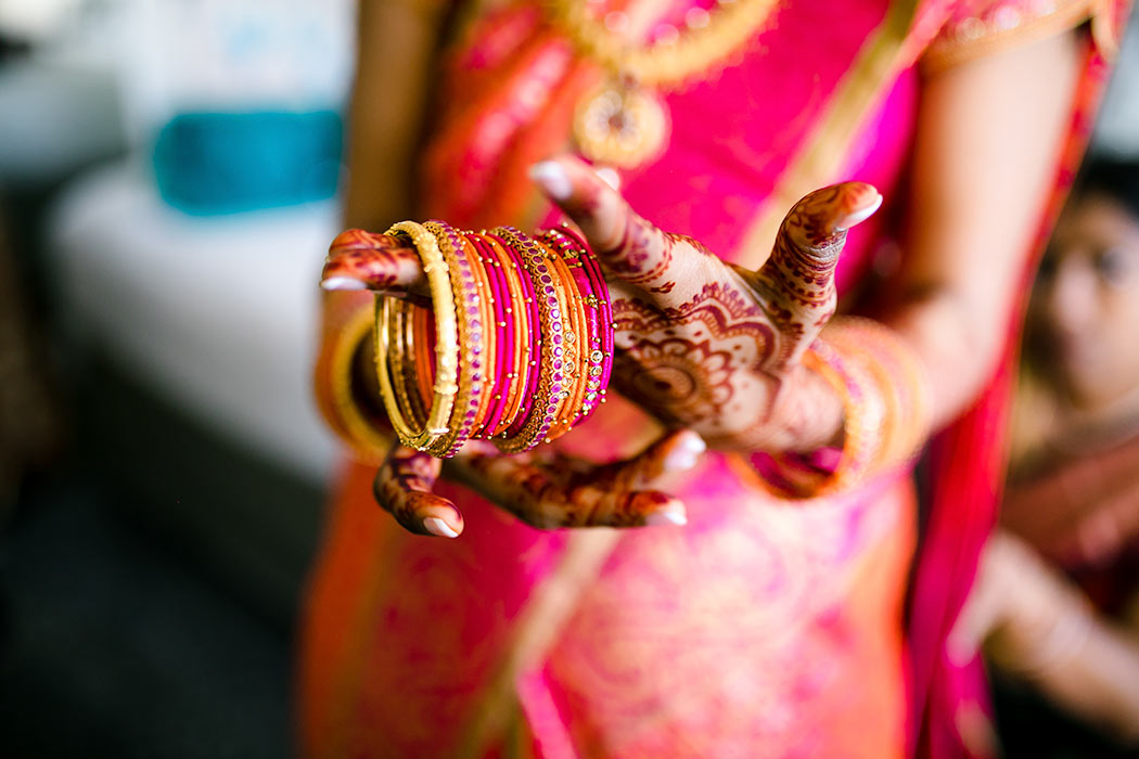 indian bridal wedding bangles | pink and gold indian bride bracelets
