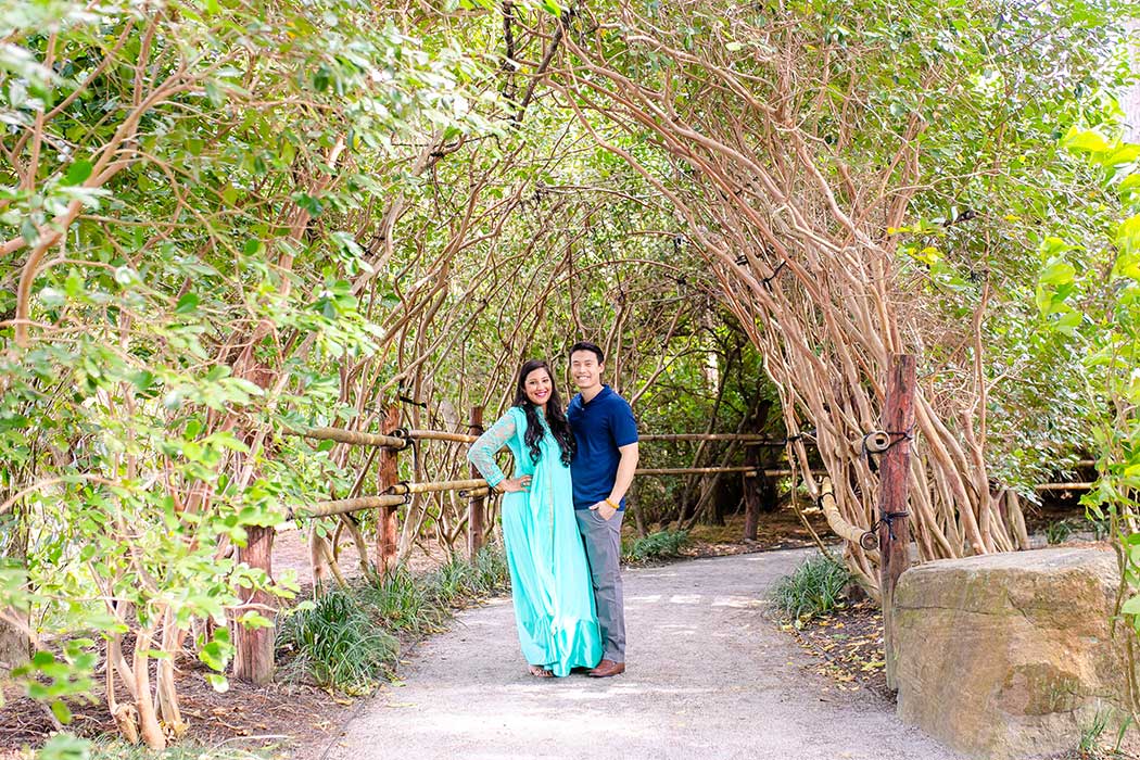 engagement photography session in morikami museum | engagement session in south florida | engagement photographer south floridark