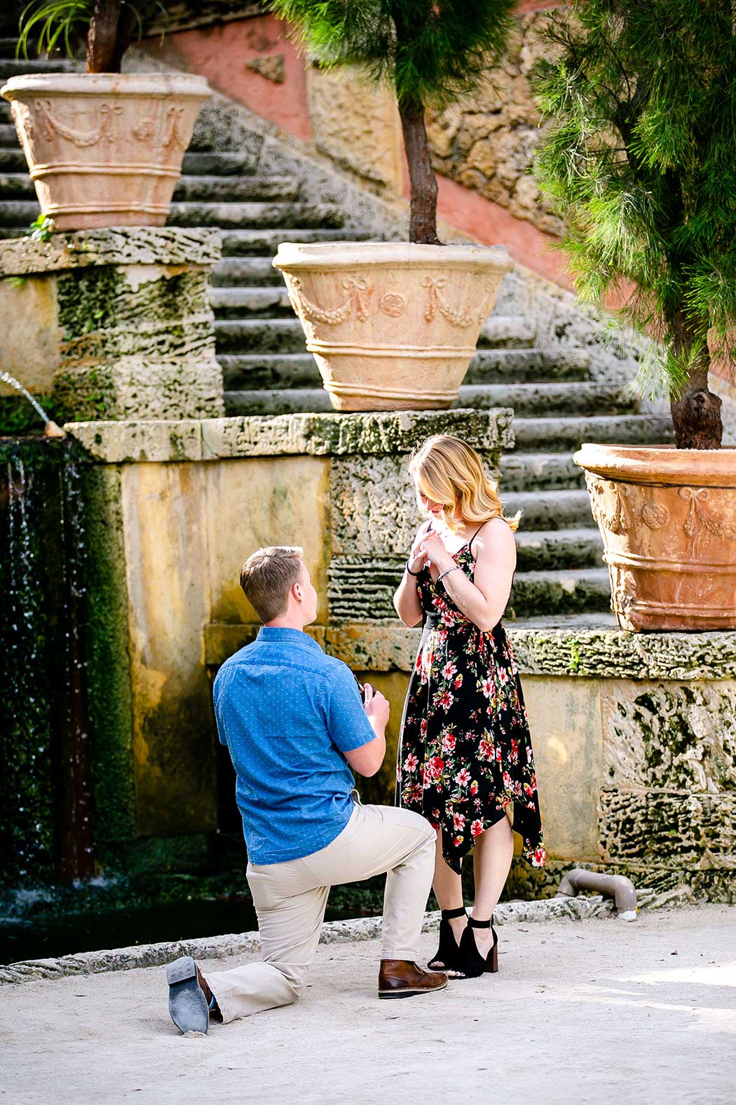 surprise wedding proposal photoshoot at Vizcaya Museum | engagement photoshoot vizcaya | surprise engagement photos at vizcaya