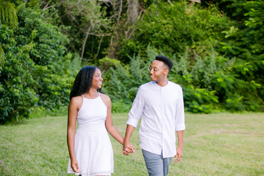 best hand holding engagement photos | fort lauderdale engagement photography