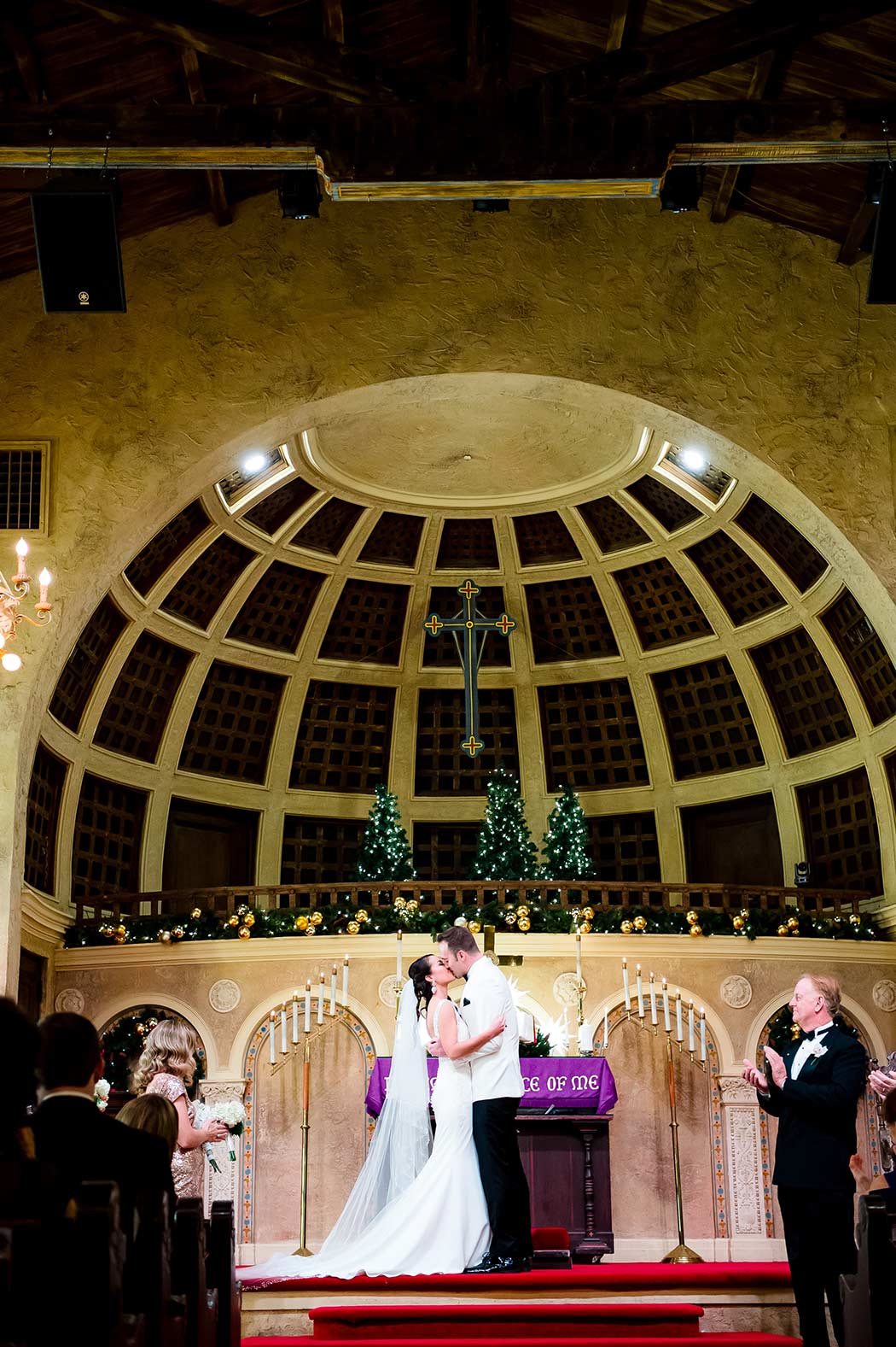 bride and grooms first kiss | church wedding kiss | miami church wedding
