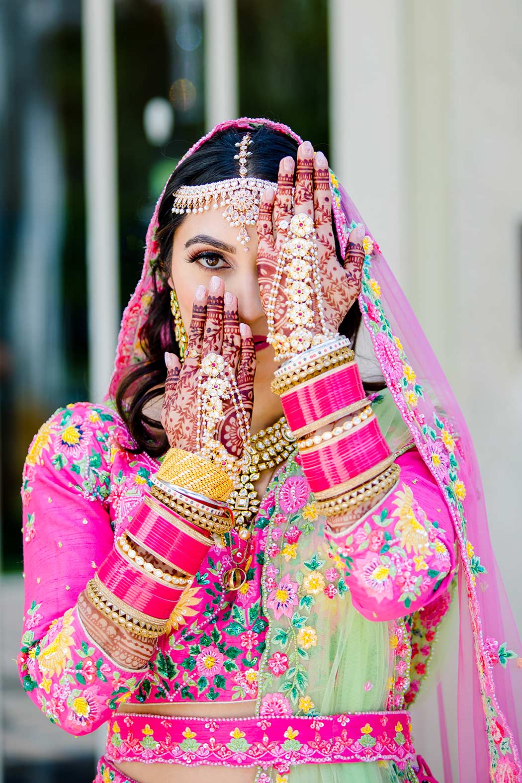 indian bride getting ready pictures | fort lauderdale indian wedding photographer | classic indian bride pose