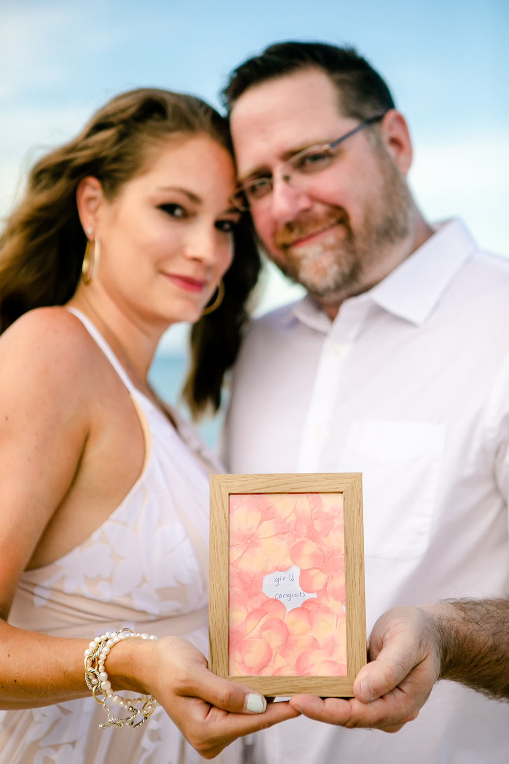 pregnancy announcement idea | its a girl | fort lauderdale beach maternity photoshoot