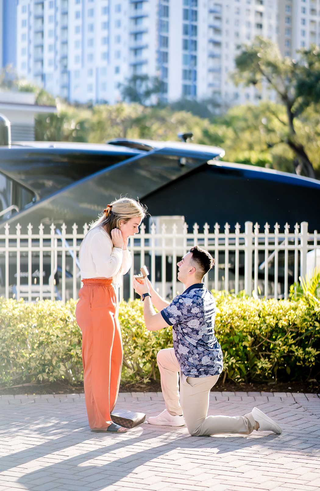 surprise proposal photography las olas boulevard