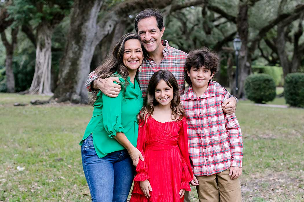 gorgeous family photoshoot at robbins preserve davie